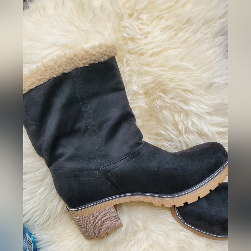 Lug Bottom Faux Vegan Fur Black Boots 9.5 NWOT